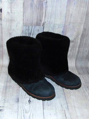 UGG Maylin Black Suede/Sheepskin Boots Womens Size 8